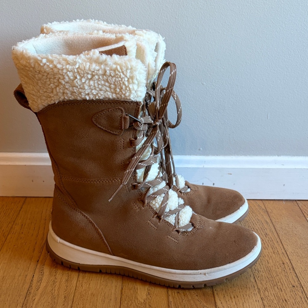 UGG Women’s Lakesider Tall Lace boots